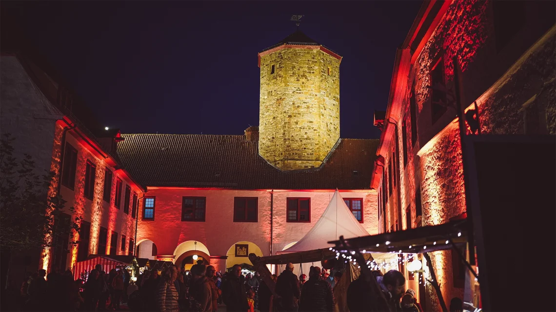 Weihnachtliches Schloss in Bad Iburg