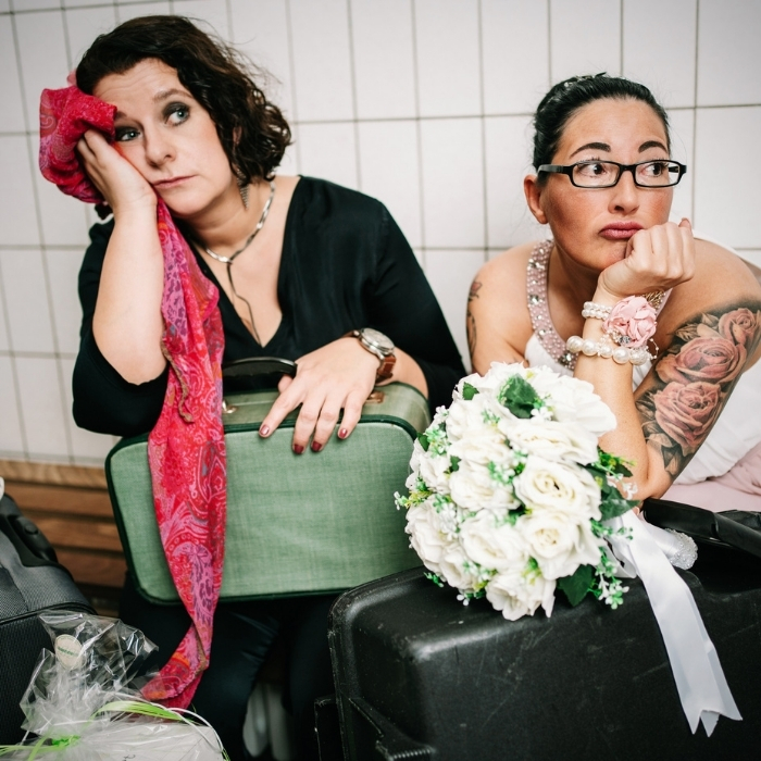 Kabarett und Comedy ind Bad Iburg an Valentinstag. Mit jeder Menge Selbstironie, schrägen Bühnenfiguren und gnadenlosem Humor